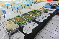 Caliraya Resort Club Hotels in Mabitac