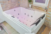西班牙台階酒店 - 按摩浴池