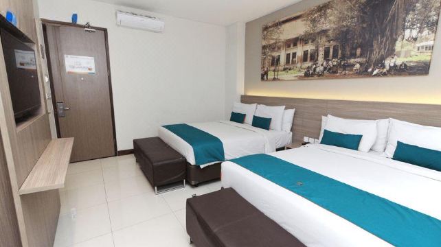 구밀랑 리젠시 호텔 수영장