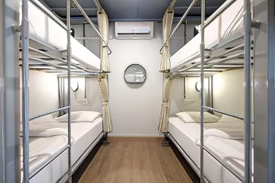 Sailomyen Cafe and Hostel