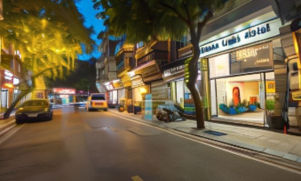 1. 퀸 라이트 호텔..