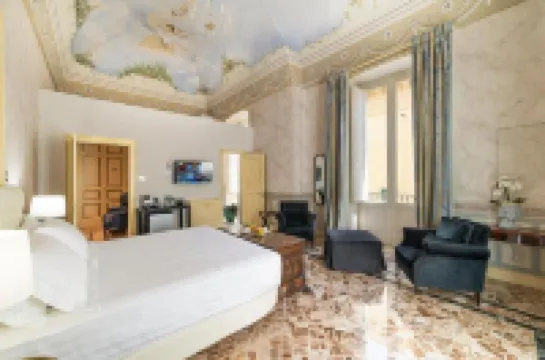 パラッツォ エグナジア ファサノ