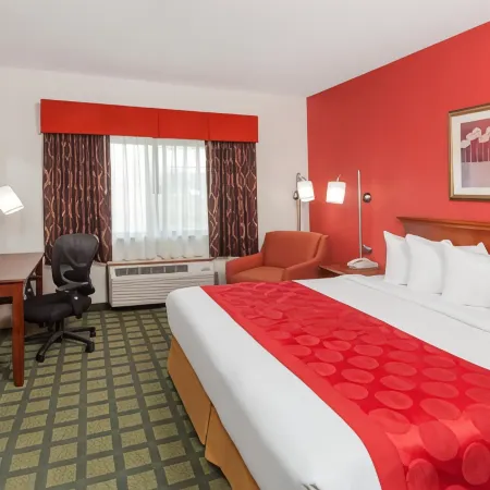 Baymont by Wyndham Decatur IL North