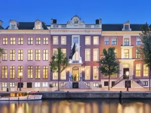 Top 8 Luxury Hotels in Amsterdam