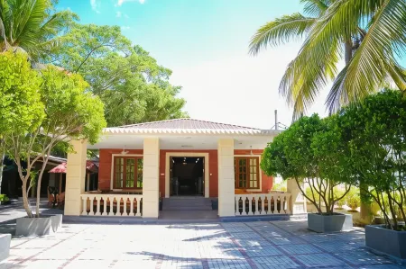 Jkab Park Hotel Отели рядом со станцией Trincomalee Railway Station