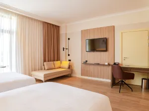 Courtyard by Marriott Sochi Krasnaya Polyana (Кортъярд Марриотт Сочи Красная Поляна)