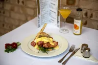 Highlander Motor Inn - breakfast