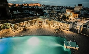 Tripli Hotels Shiv Villas