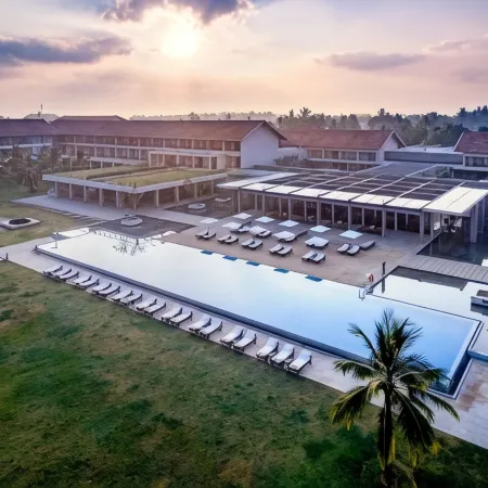 Amaya Beach Passikudah