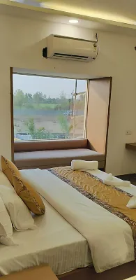 Jungle Safari by K3 Club And Resort Hotels near Saint Anthony's Cathedral