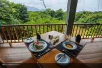 Wild Grass Nature Resort Hotels in Кандалама