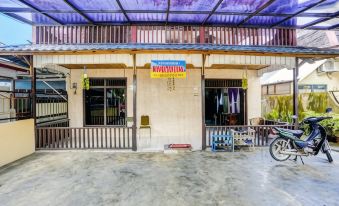 Spot on 92529 Penginapan Wisma Bintang Syariah Near MTS Al Ma'Arif Kota Bangun