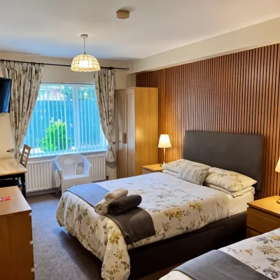 Ashfield Bed & Breakfast Отели рядом с достопримечательностью «Крейсер «Кэролайн»»