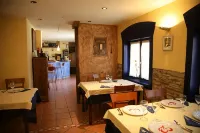 Hotel Rural Los Cerezos de Yanguas Hotels in Yanguas