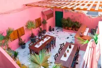 Mascot Garden Rooms Các khách sạn gần Anthony Quinn Bay