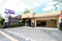 Hotel Safara Yogyakarta Hotels near Masjid Al Amin Kampus UST 3