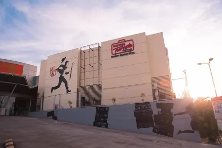 Hotel Turista Canlubang Отели в г. Каламба