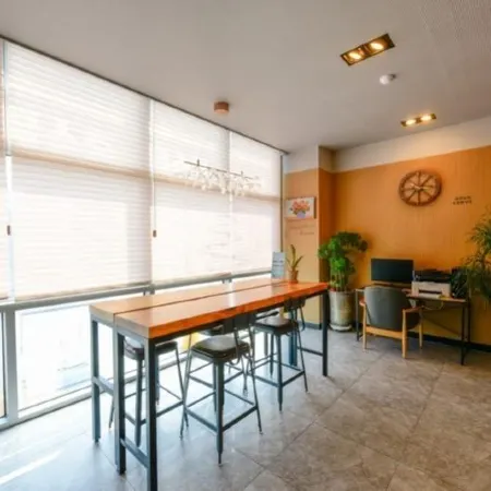 Sea Star Hostel