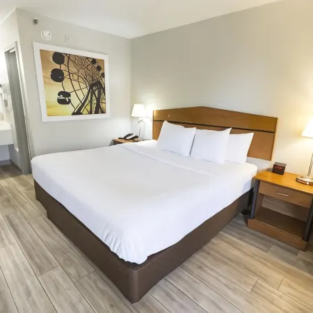 Days Inn by Wyndham Florence Cincinnati Area