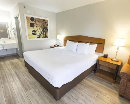 Days Inn by Wyndham Florence Cincinnati Area Hotels in Florence