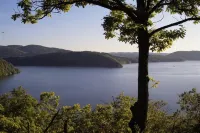 Garni Hotel & Ferienwohnungen Seeschlößchen Hotels in Waldeck