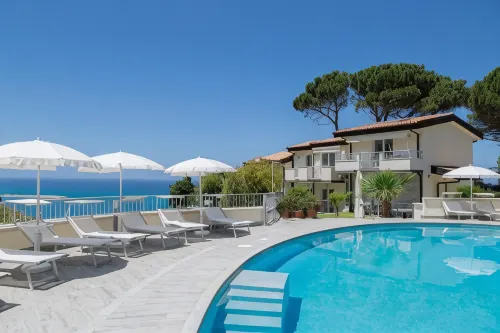 Borgo Degli Dei - Affittacamere Poseidone Hotels in Parghelia