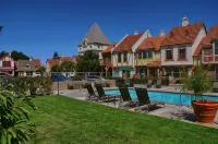Royal Copenhagen Inn - مسبح