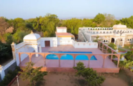 Yash Veer Resort