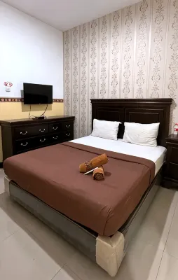 Griya Kendedes Hotels near GBI Suropati Transmart