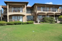 On the Cliff Guest House Hotels in Hermanus