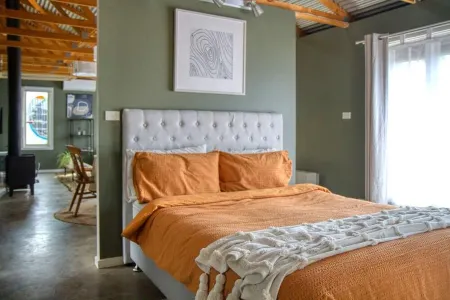 Studio on Bridport, Daylesford Отели рядом с достопримечательностью «Конвент Дейлсфорд»