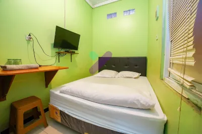 Gatsu Residence by Yurooms Hotels near Asrama Mahasiswa Universitas Negeri Semarang