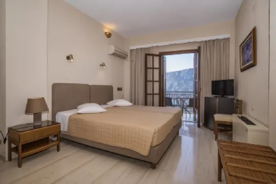 Olympic Hotel Отели в г. 