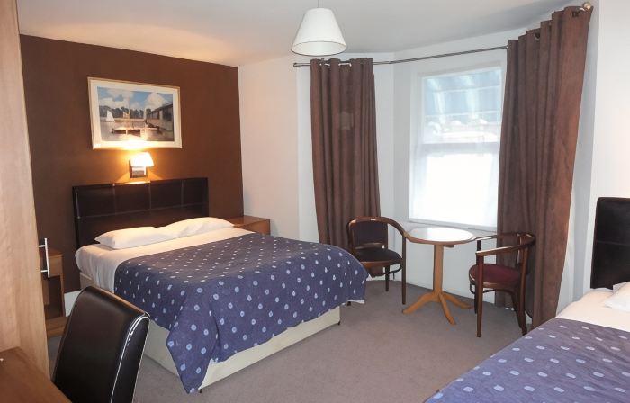 Warwick Lodge