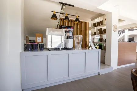 The GardenGalleries Boutique Hotel Отели в г. Батаан