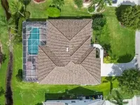 Pristine Luxury Heated Pool Home on the Golf Course Hotels in Lely