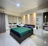 High Livin Apartment Ciumbuleuit - Condos