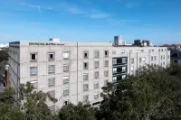 SpringHill Suites Savannah Downtown/Historic District Các khách sạn ở Savannah