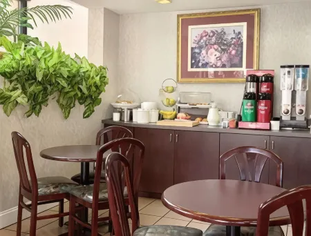 Days Inn by Wyndham Saint Pauls