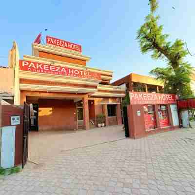 New Pakeeza Hotel Hotel Exterior