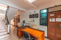 Btx 31 Residence Bintaro Hotels in Ciputat