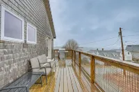 Newly Renovated Maine Retreat: Deck w/ Ocean View! Các khách sạn ở Whiting