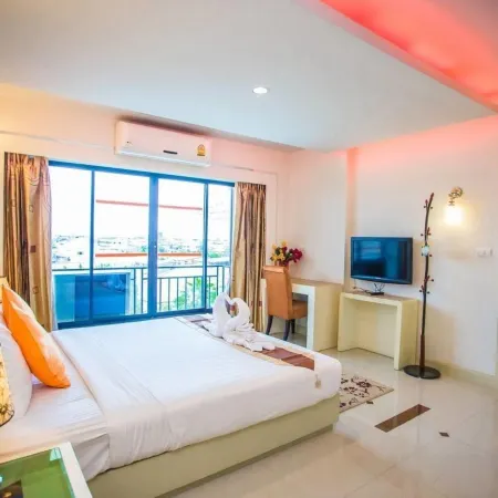 Ayara Grand Palace Hotel