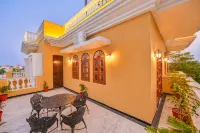 Tryambakam Villa - breakfast