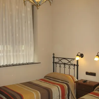 Hostal Granada Hotels in der Nähe von La Clerecía