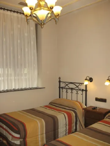 hostal granada Hoteles en 