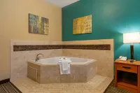 Best Western Governors Inn  Suites - Hot Tub