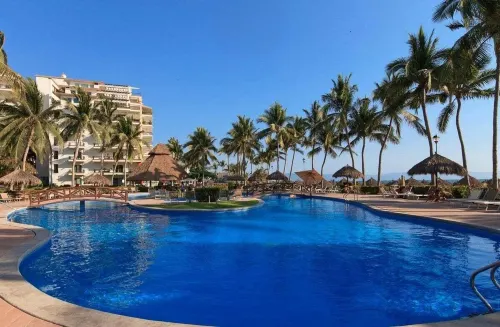 Amazing Studio With Terrace Overlooking the Ocean - Condos