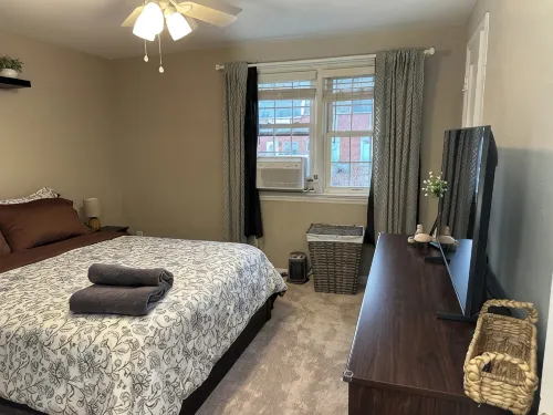 3BR/1BA Townhouse easy walk to University of Delaware campus, free parking spot. - 3 stelle