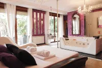 Ebano&Marfil Suite Home. A different kind of villa.